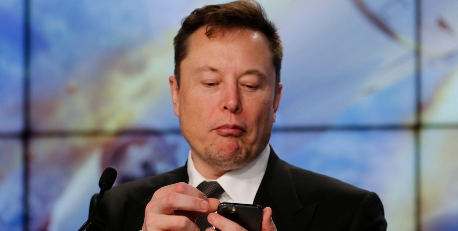 Ілон Маск продасть свої акції Tesla через голосування підписників