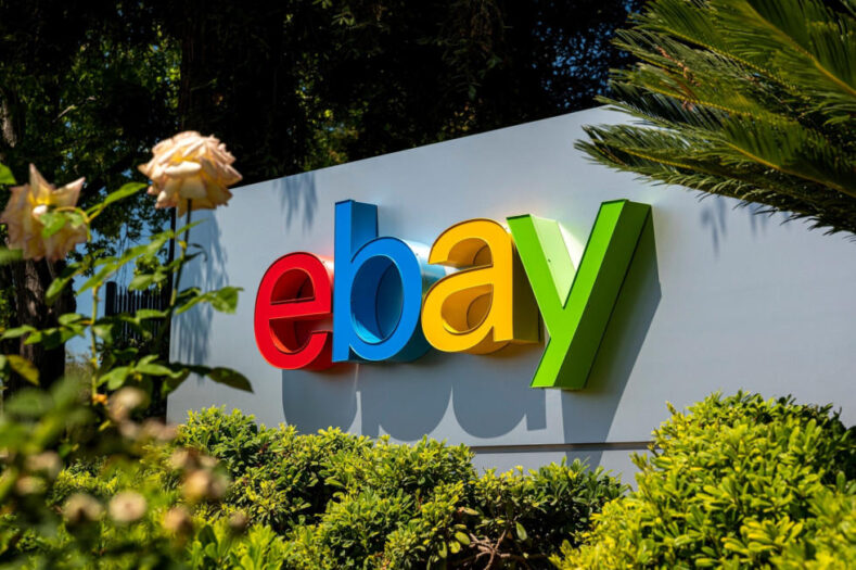 eBay призупинив співпрацю з російськими покупцями та продавцями