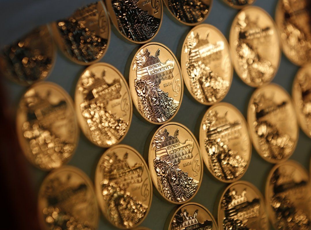НБУ оголосило голосування на кращий ескіз пам'ятних монет