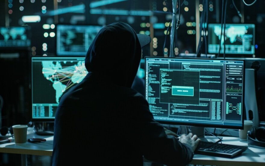 Хакери чинять нову кібератаку на держоргани