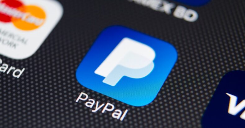 PayPal залишається в Україні, але є нюанс