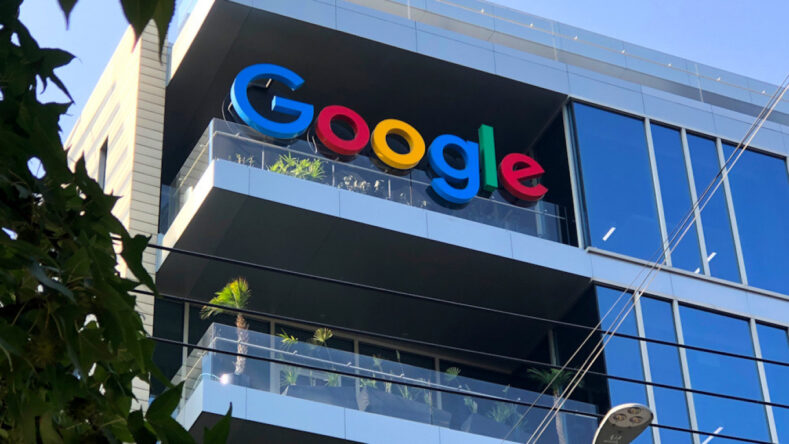 Google звільнила інженера, який стверджував, що ШІ розумний