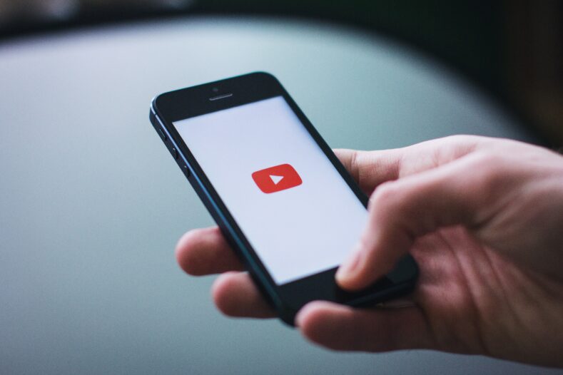 YouTube запустив плеєр для навчання без реклами