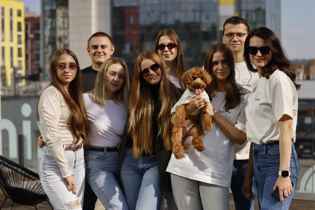 Наталія Онишкевич та її команда